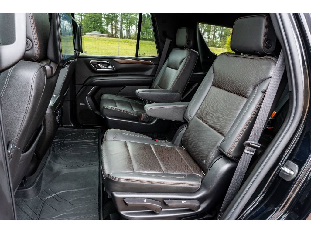 Used 2022 Chevrolet Tahoe High Country w/ Premium Package image 14