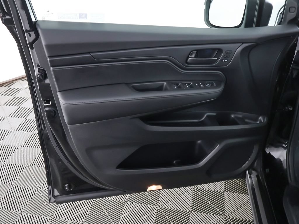 Certified 2026 Honda Odyssey EX-L image 23
