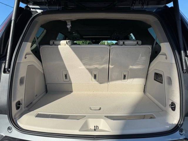 New 2025 Cadillac Escalade Sport Platinum w/ LPO, ONYX Package image 37