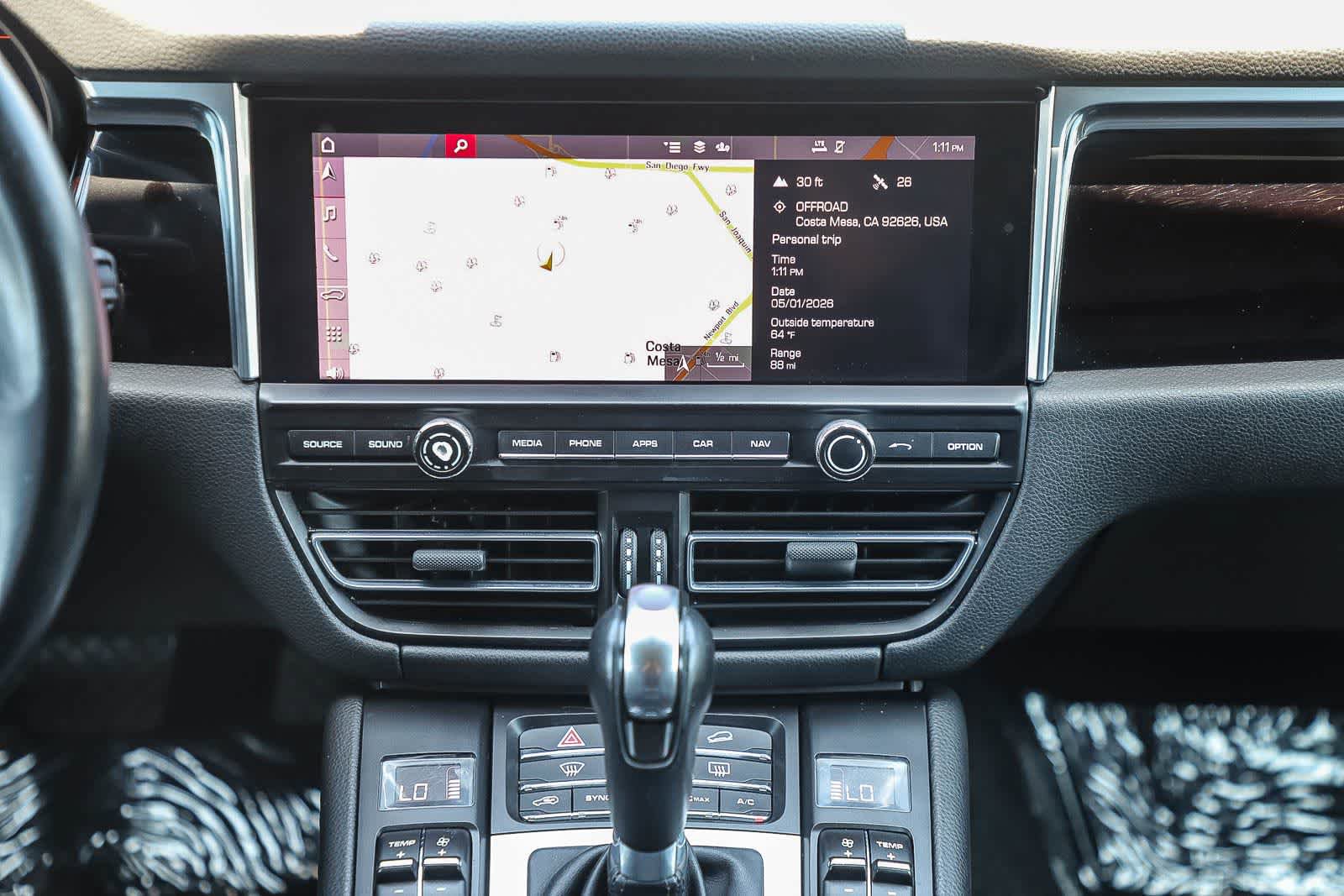 Used 2020 Porsche Macan AWD/4WD image 13
