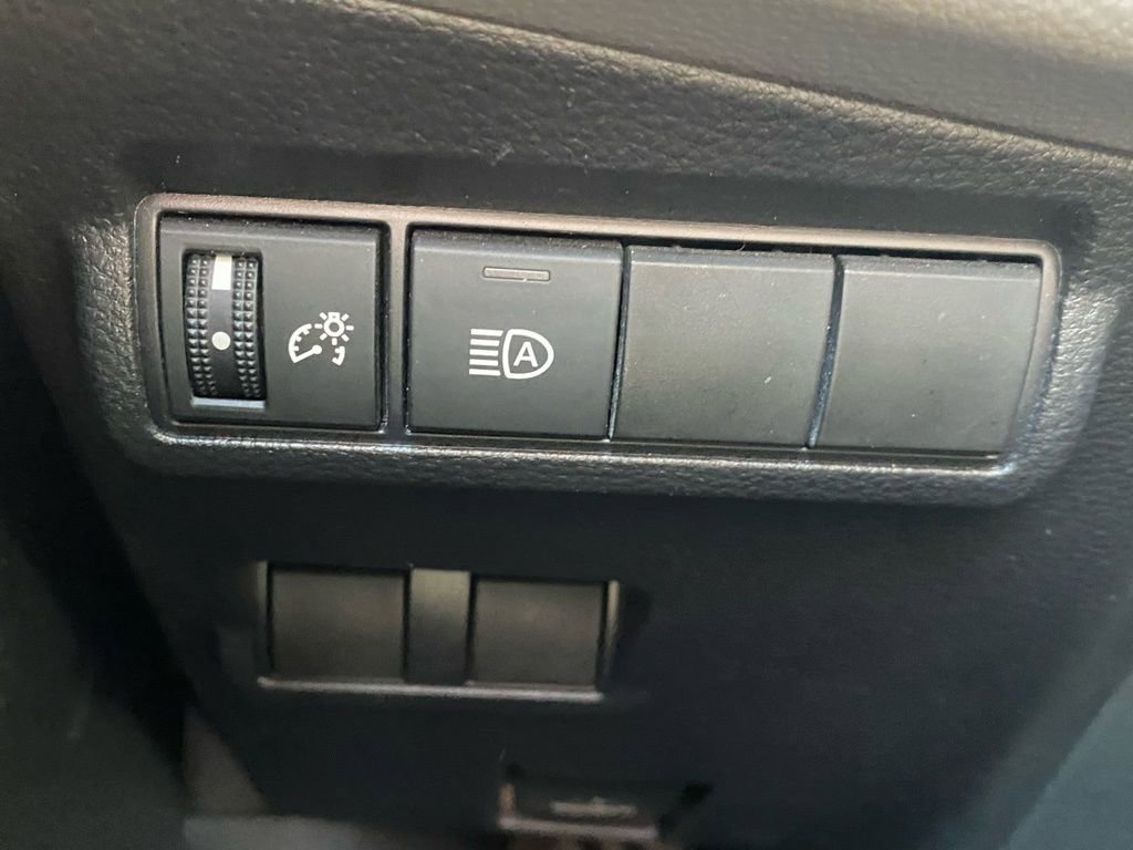 Used 2022 Toyota Corolla Cross LE image 26