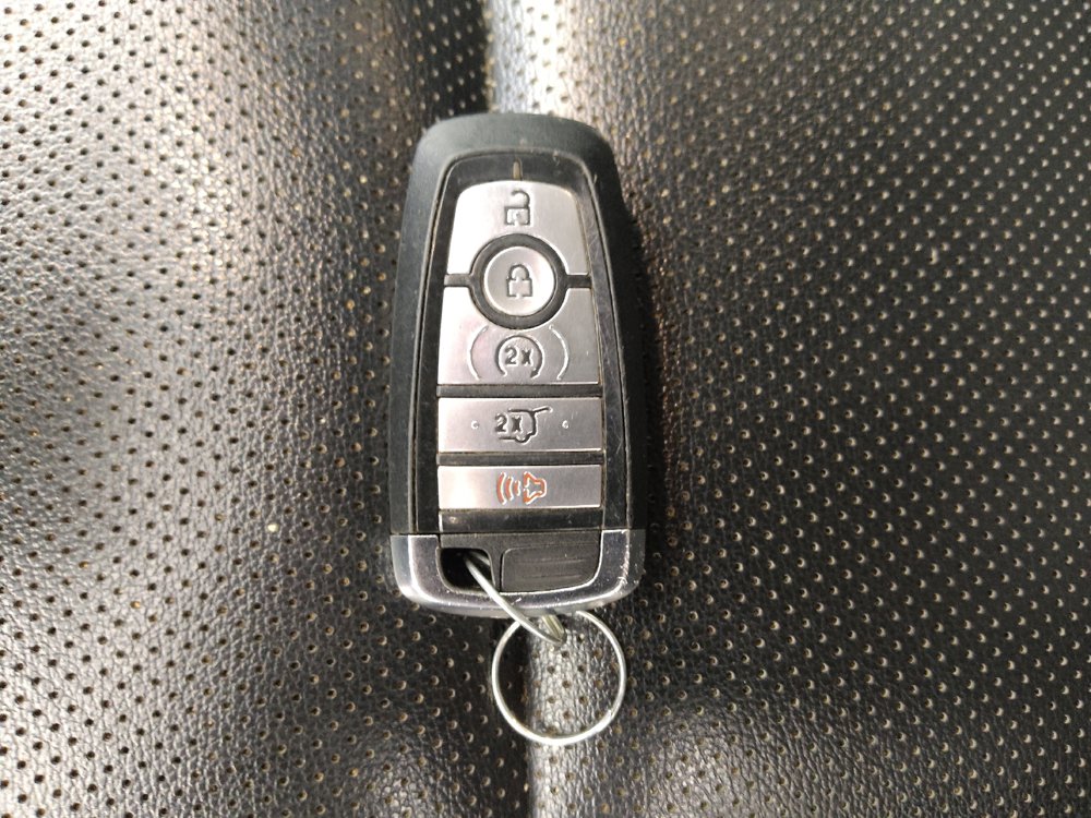 Used 2020 Ford Escape SE Sport AWD/4WD image 32