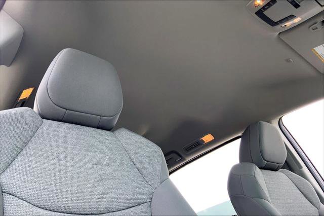 Certified 2024 Toyota Sienna LE FWD image 14