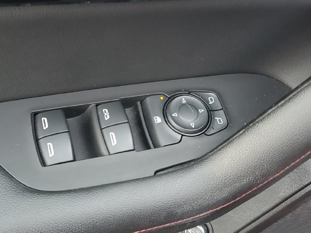 Certified 2023 Chevrolet Blazer RS w/ Enhanced Convenience Package AWD/4WD image 17