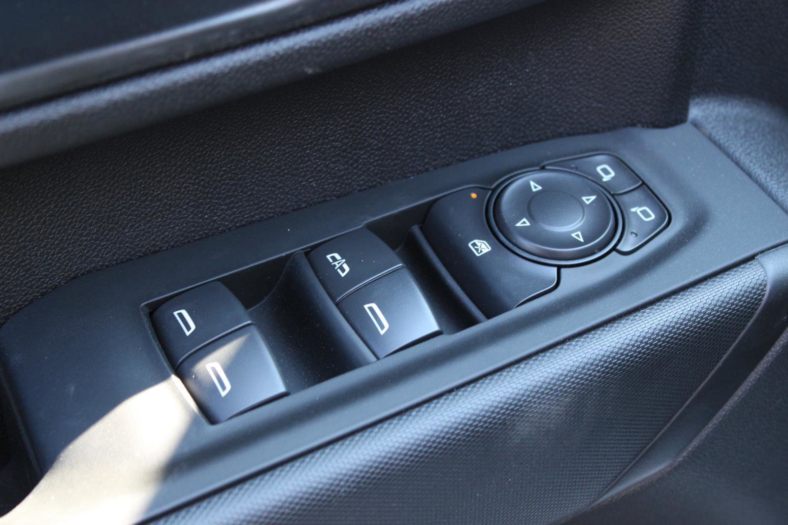 New 2025 GMC Sierra 2500 Pro w/ Convenience Package image 12