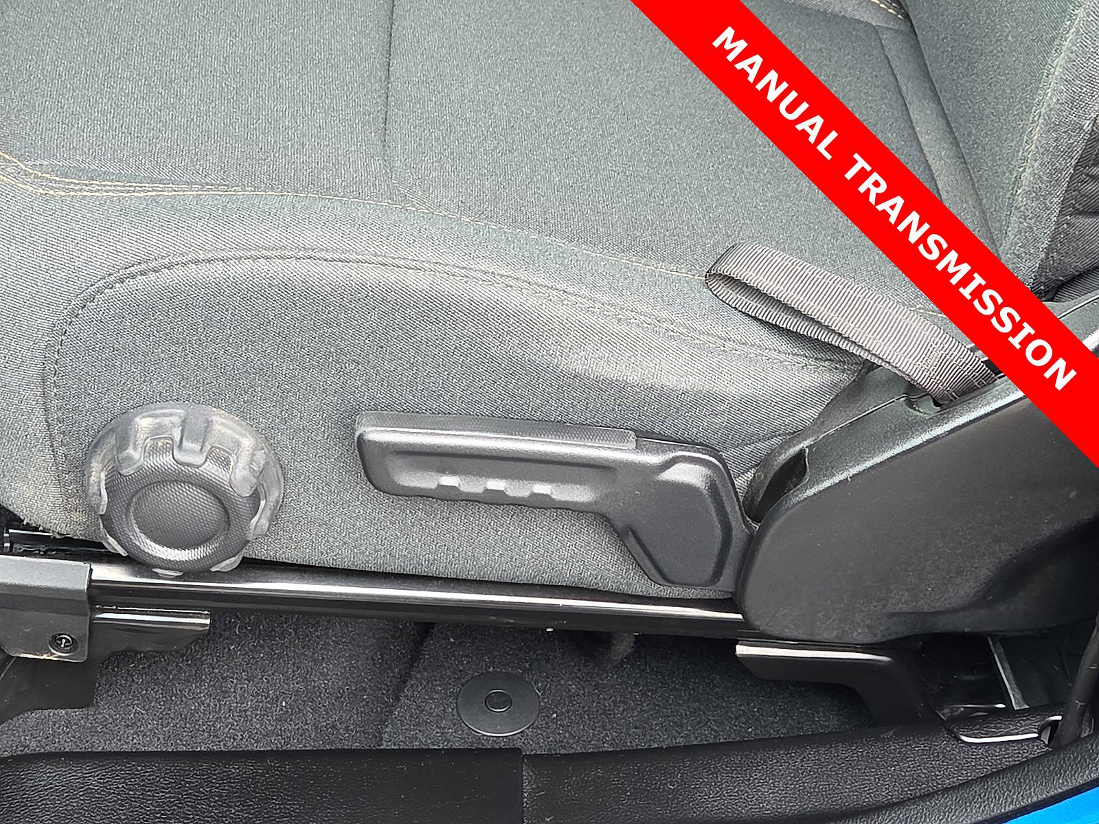 Used 2024 Jeep Wrangler Sport S image 14