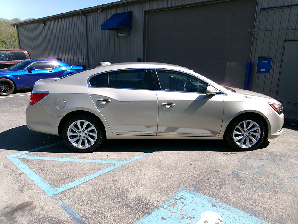 Used 2015 Buick LaCrosse Leather FWD image 6