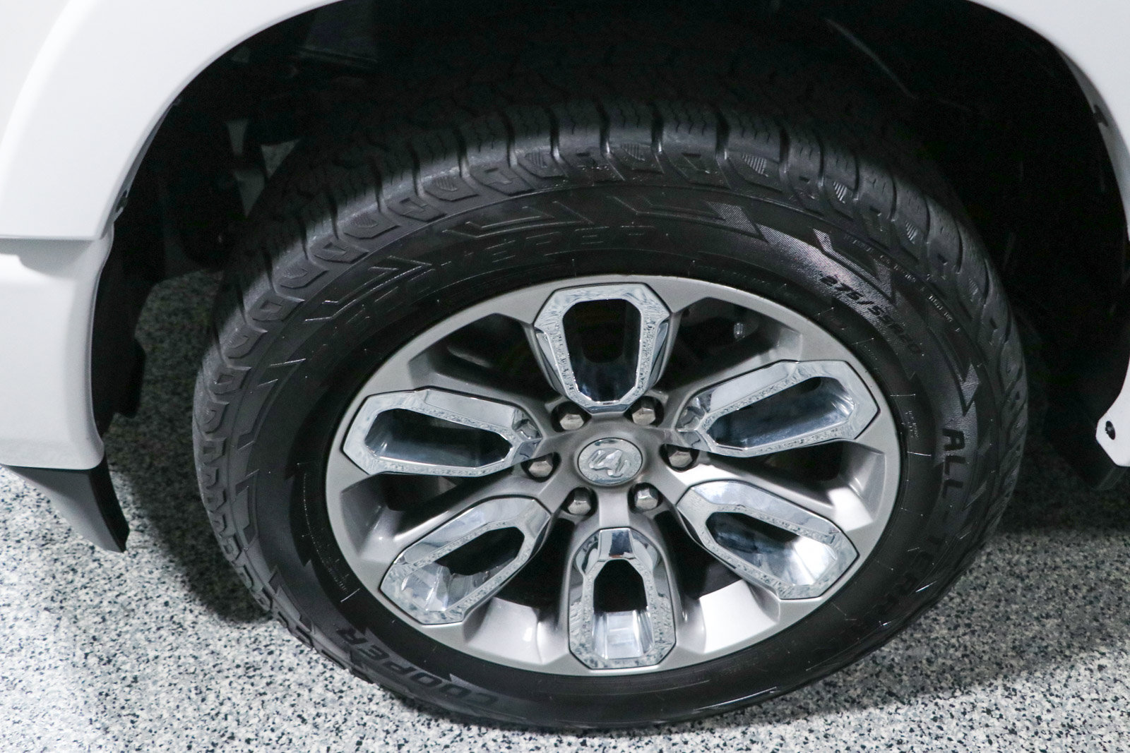 Used 2022 RAM 1500 Laramie w/ Laramie Southwest Edition AWD/4WD image 11