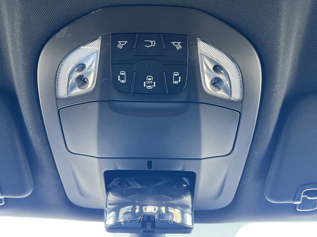 New 2026 Chrysler Pacifica Select w/ S Appearance Package image 14