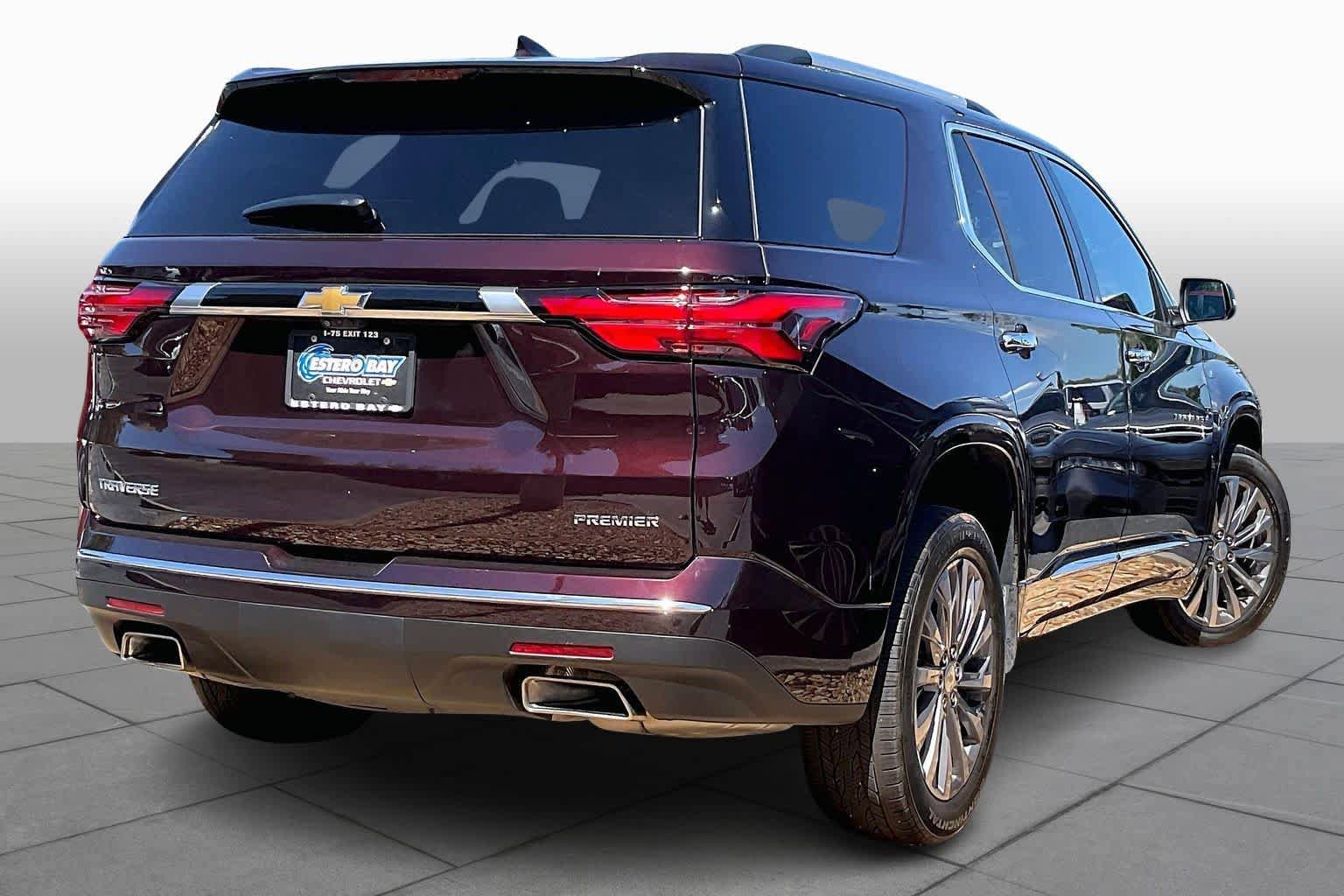 Certified 2023 Chevrolet Traverse Premier FWD image 13