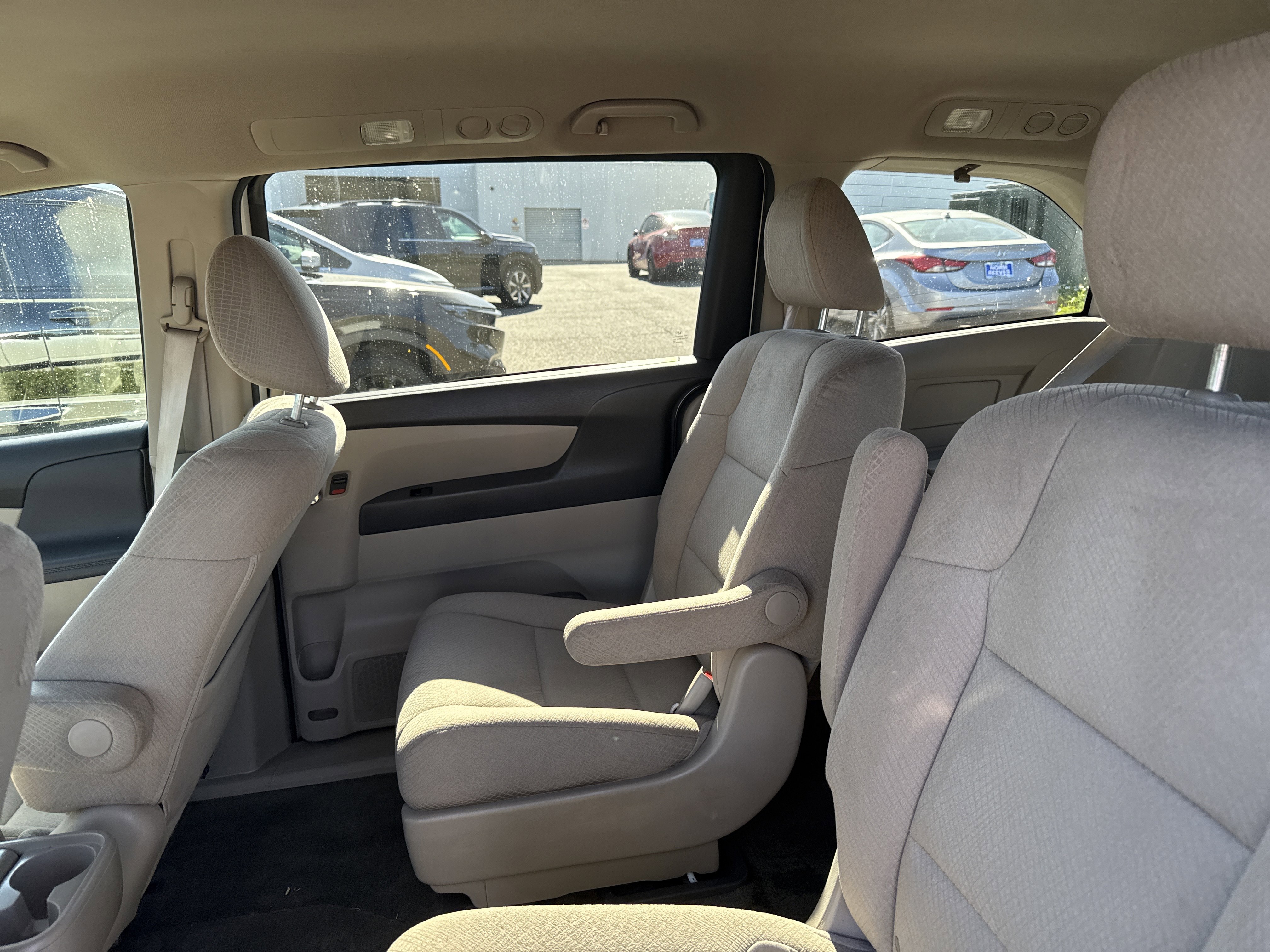 Used 2014 Honda Odyssey LX image 11