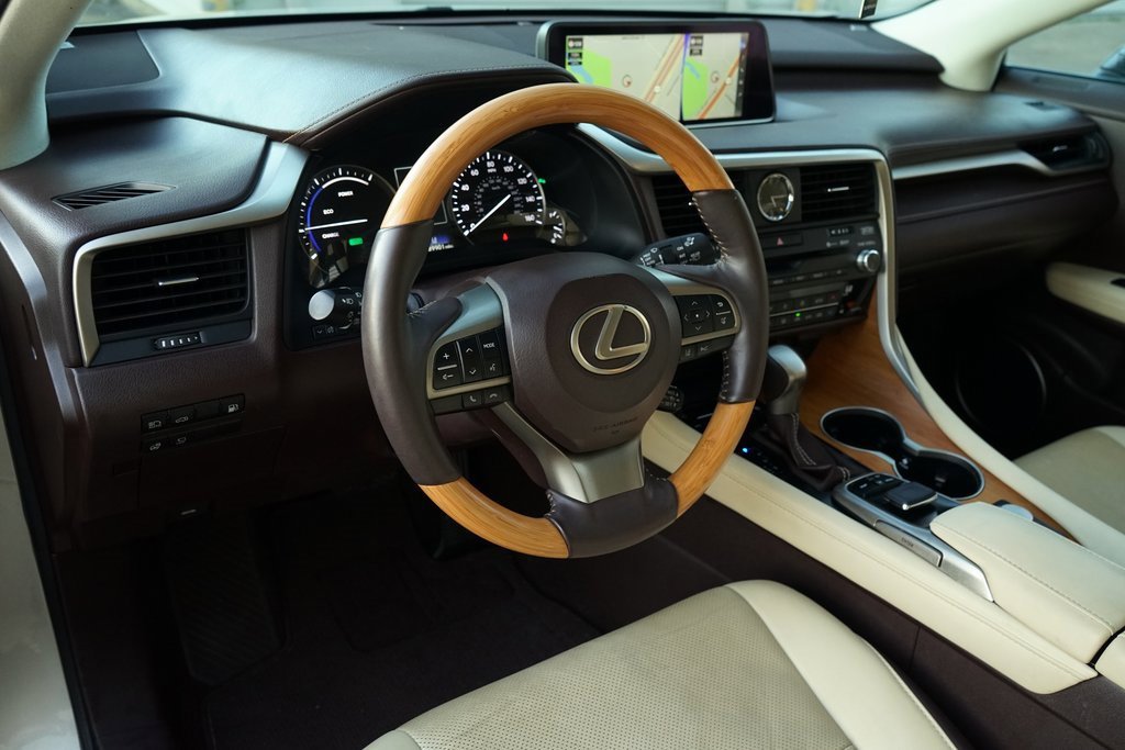 Used 2016 Lexus RX 450h AWD image 2