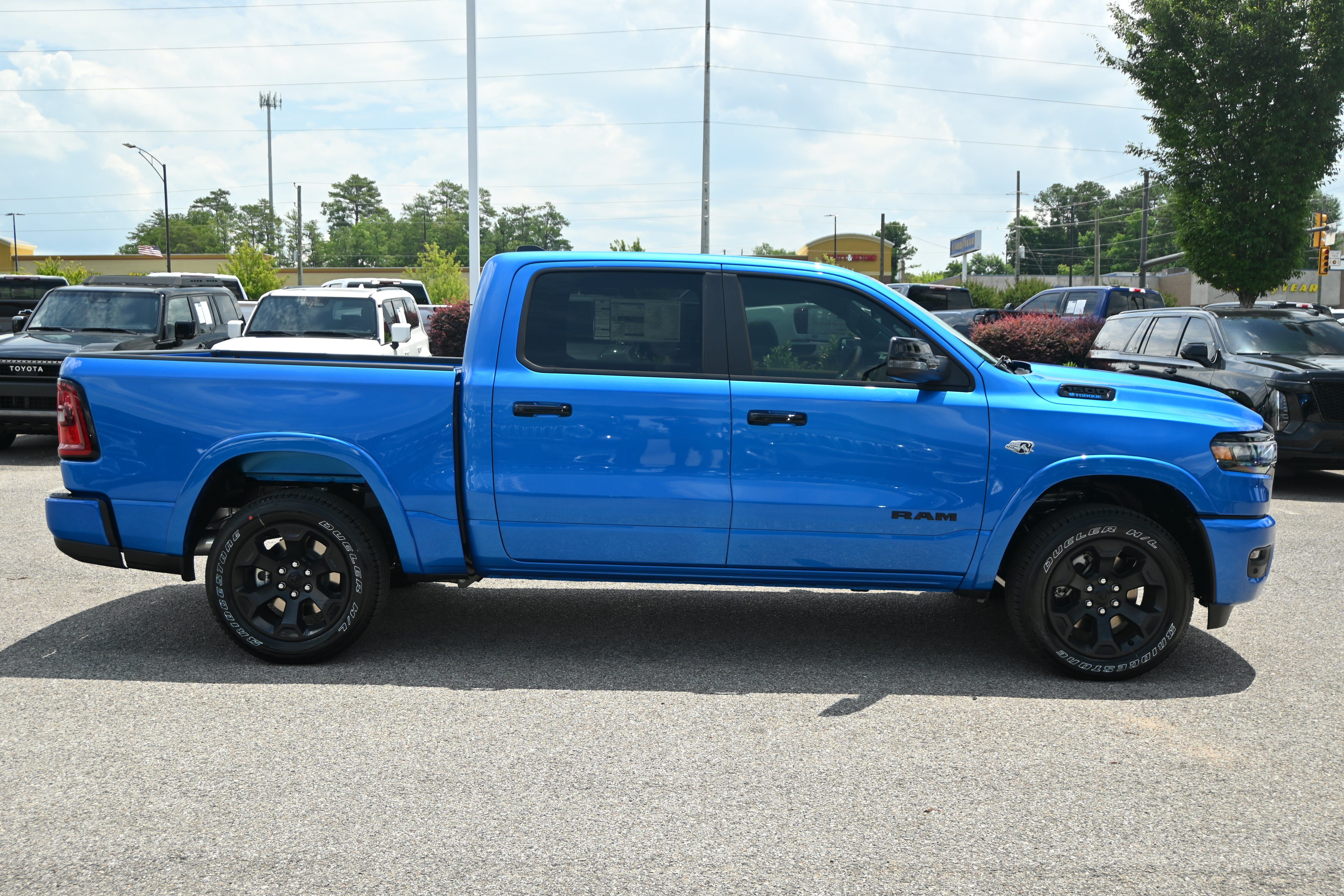 New 2026 RAM 1500 Big Horn AWD/4WD image 11