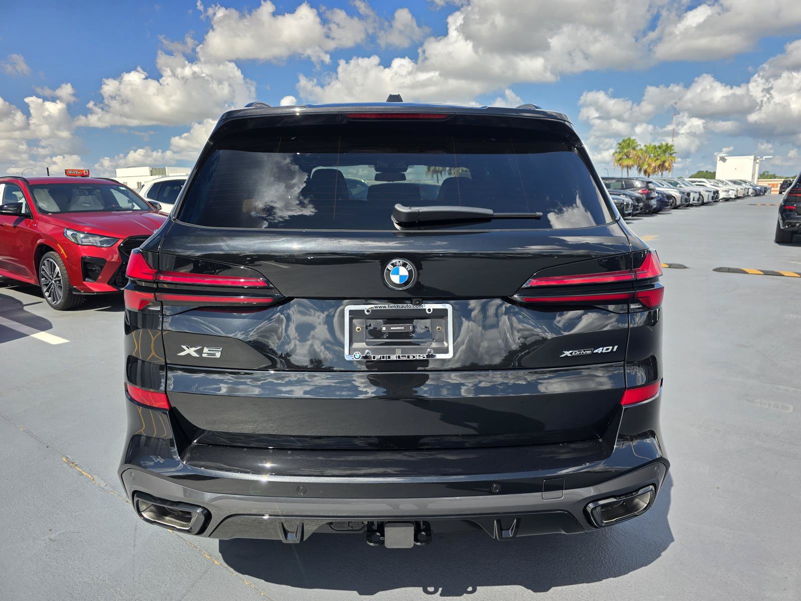 New 2026 BMW X5 xDrive40i w/ M Sport Package AWD/4WD image 4