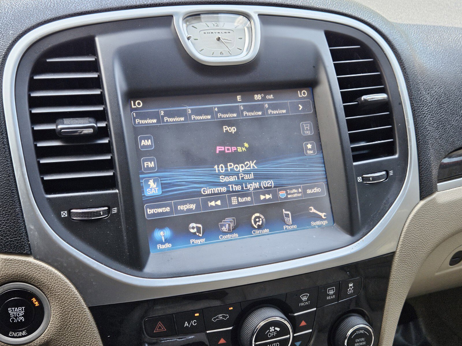 Used 2014 Chrysler 300 image 21