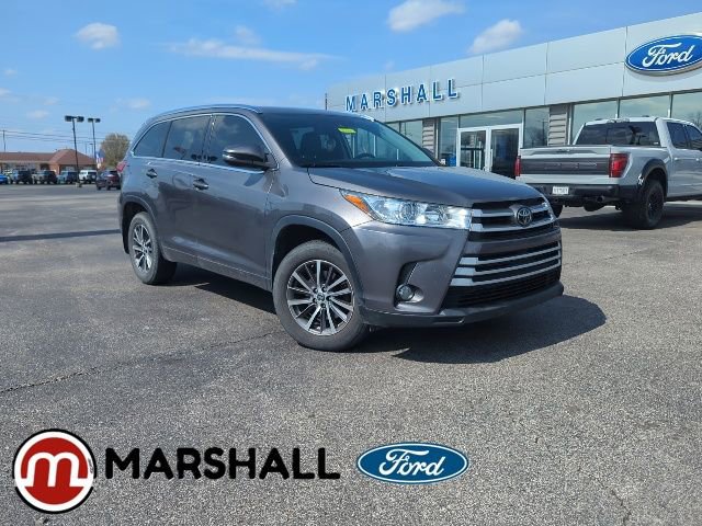 Used 2018 Toyota Highlander XLE image 1