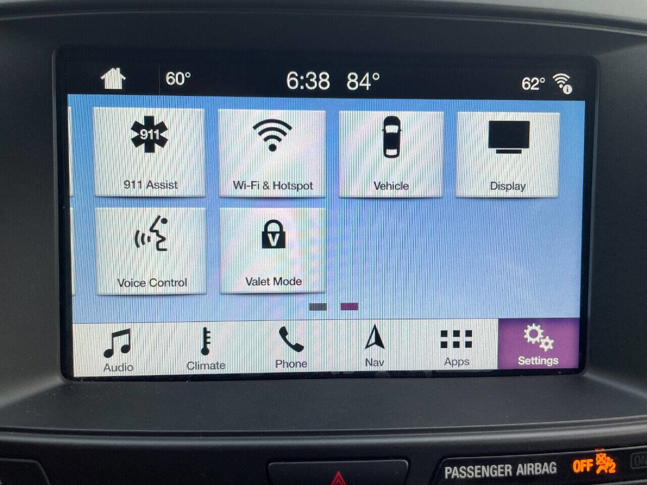 Used 2018 Ford Explorer XLT w/ Equipment Group 202A image 31