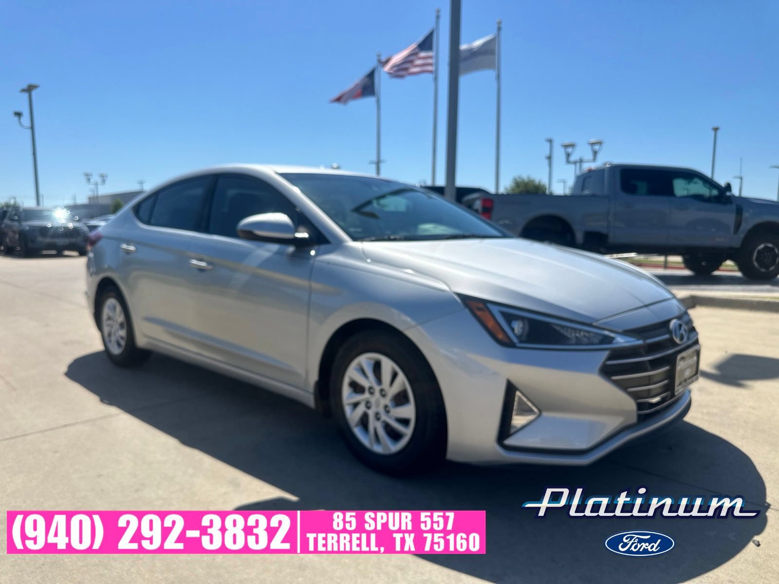 Used 2020 Hyundai Elantra SE w/ Winter Weather Package FWD image 8