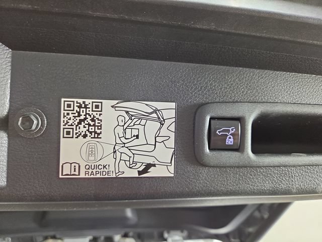 Used 2022 Toyota Sienna XLE FWD image 34
