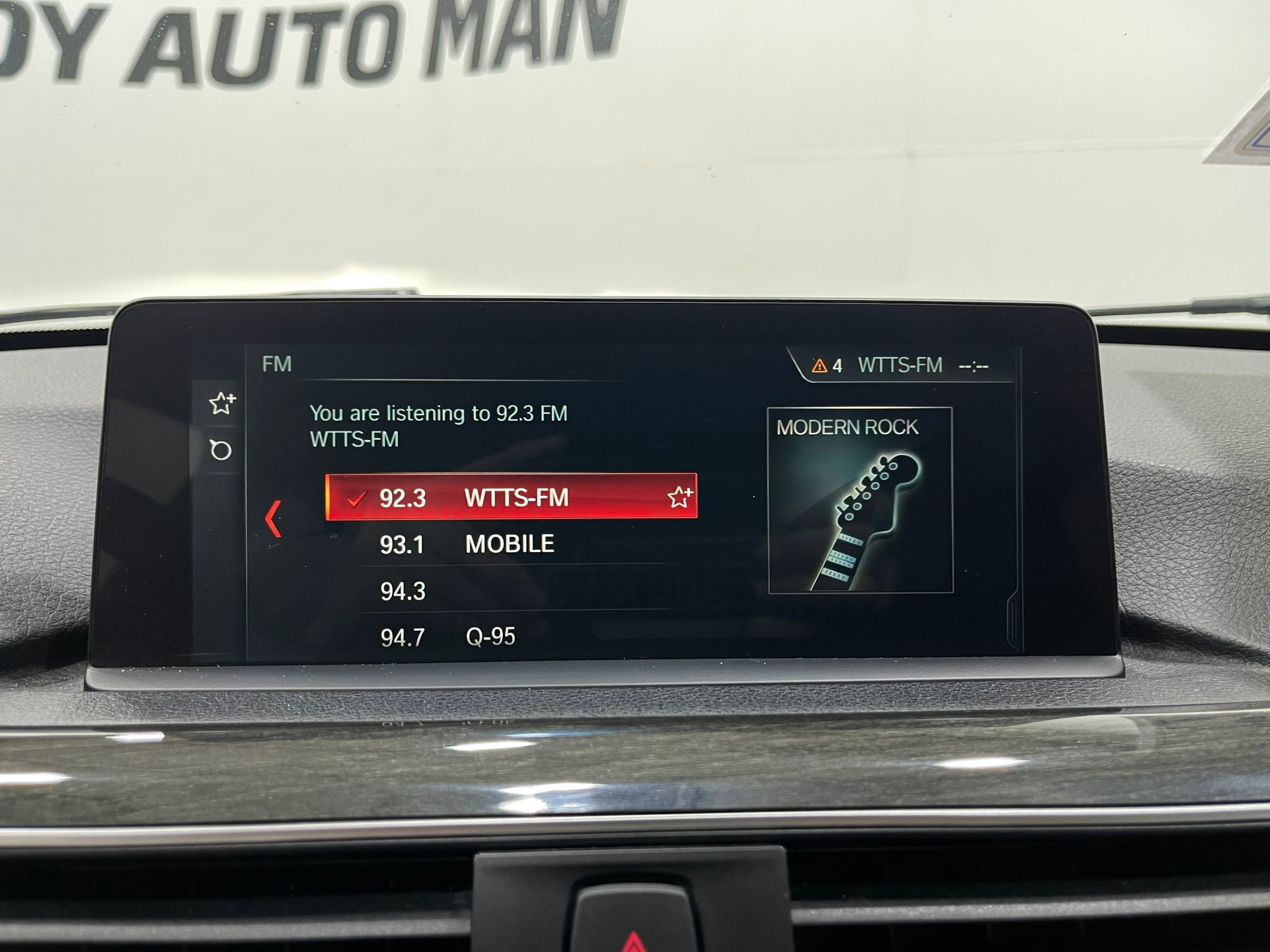 Used 2017 BMW 340i xDrive Sedan image 22