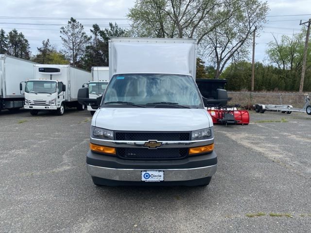 New 2025 Chevrolet Express 3500 w/ Power Convenience Package image 3