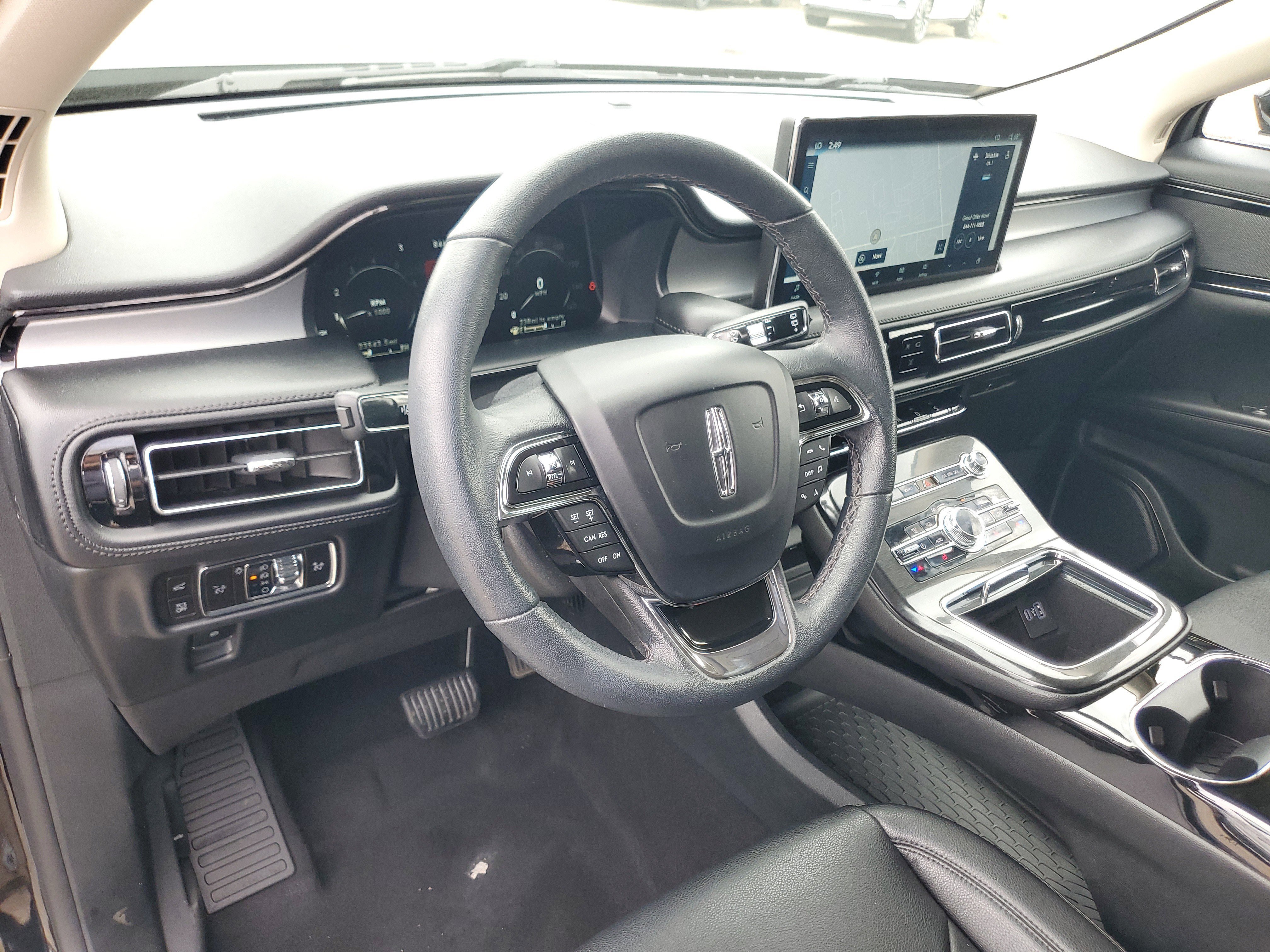 Certified 2023 Lincoln Nautilus AWD w/ Premium Package image 13