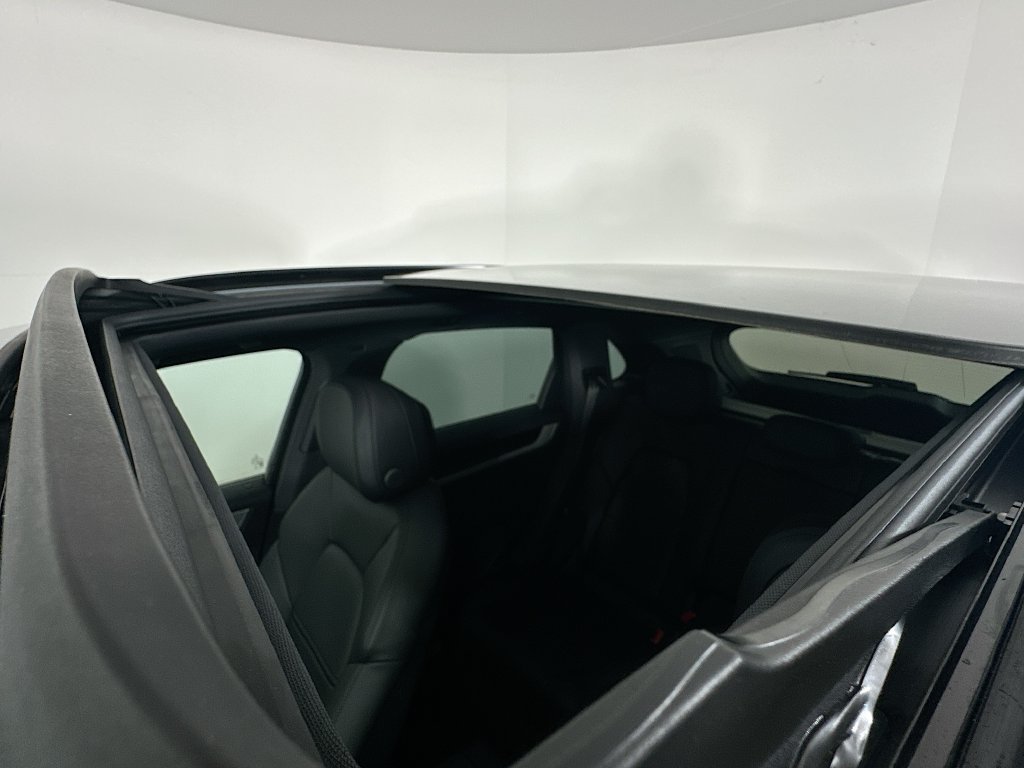 New 2026 Porsche Cayenne AWD/4WD image 14
