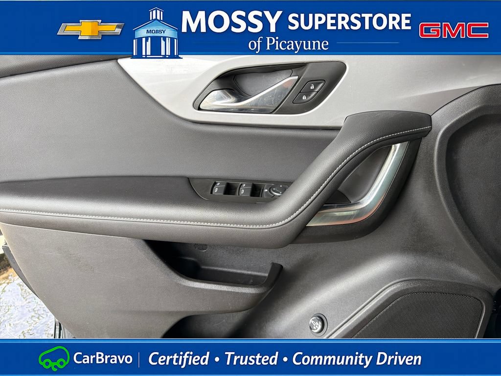 Certified 2024 Chevrolet Blazer LT w/ Convenience Package FWD image 7