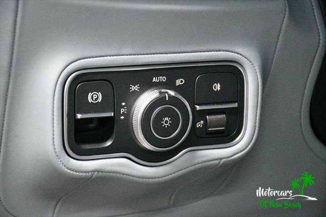 Used 2025 Mercedes-Benz G 63 AMG 4MATIC image 34