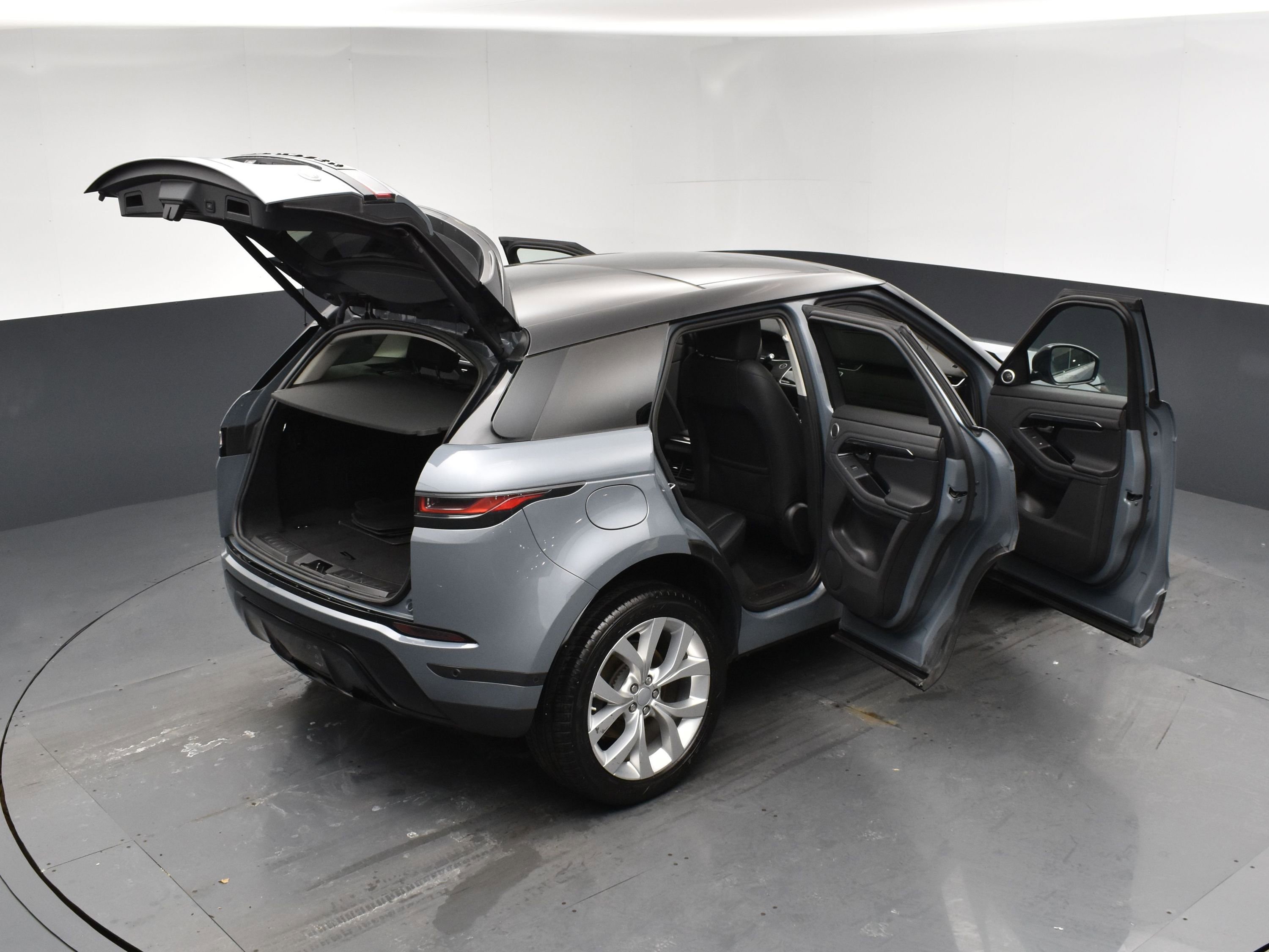 Used 2021 Land Rover Range Rover Evoque SE image 27