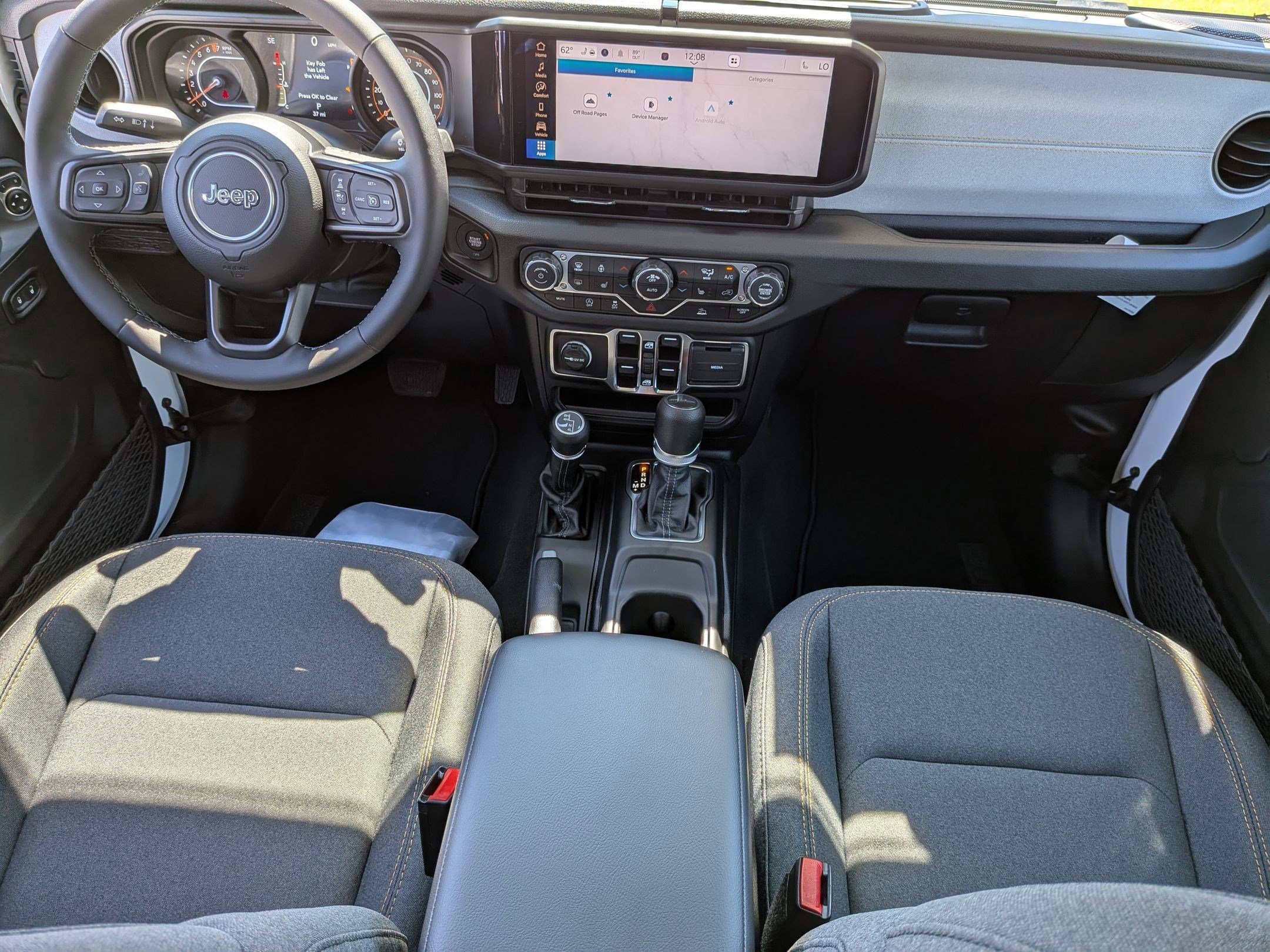 New 2025 Jeep Gladiator Sport image 22