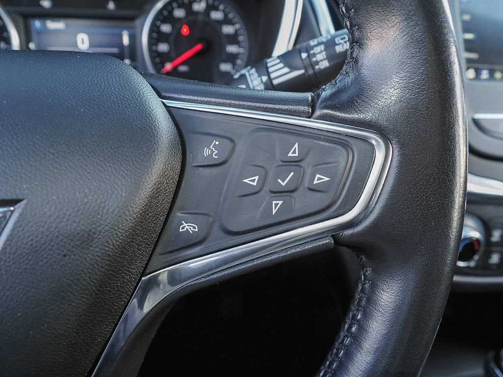 Used 2021 Chevrolet Equinox LT image 31