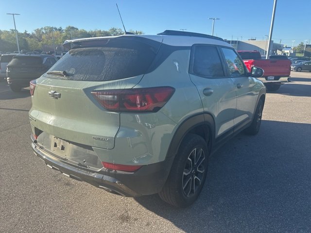 Used 2024 Chevrolet TrailBlazer ACTIV w/ Driver Confidence Package image 4