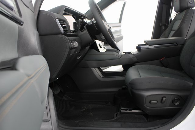 New 2026 GMC Terrain AT4 w/ Convenience Package III image 19