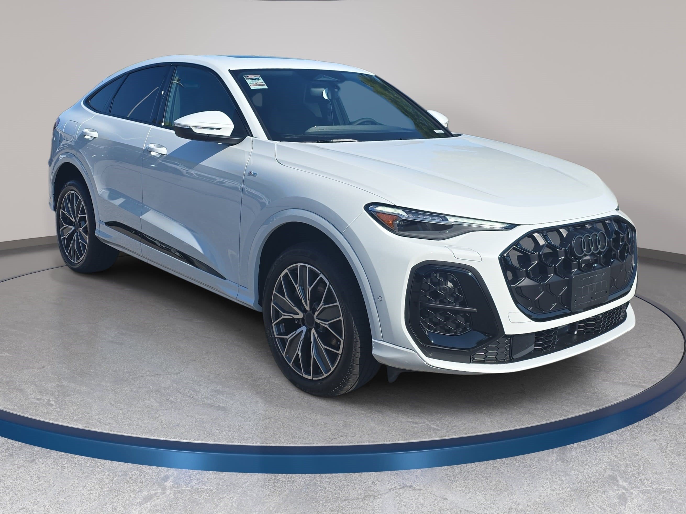 New 2026 Audi Q5 Premium Plus AWD/4WD image 3