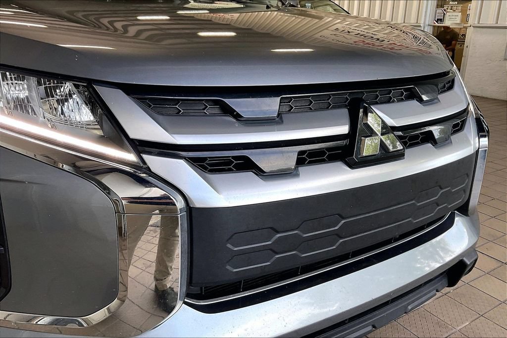 Used 2022 Mitsubishi Outlander Sport SE FWD image 26