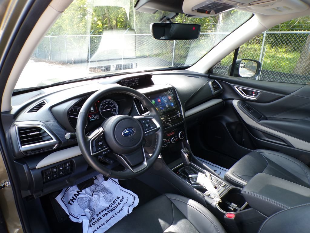 Used 2023 Subaru Forester Limited AWD/4WD image 11