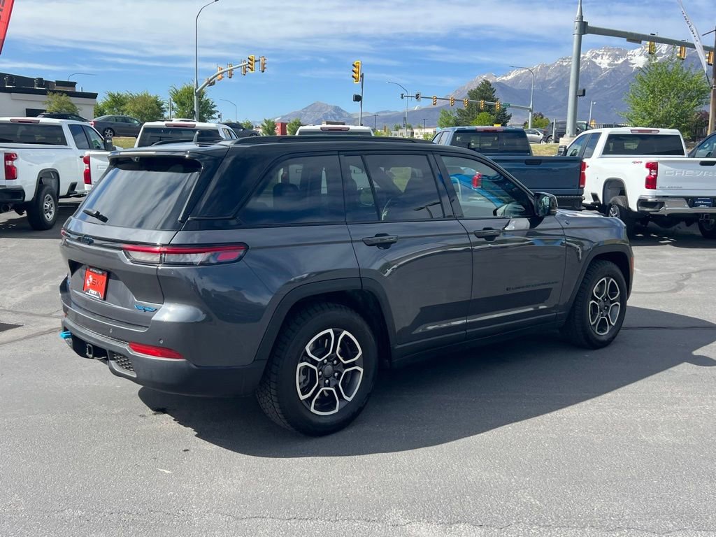 Used 2023 Jeep Grand Cherokee Trailhawk w/ Luxury Tech Group III AWD/4WD image 8