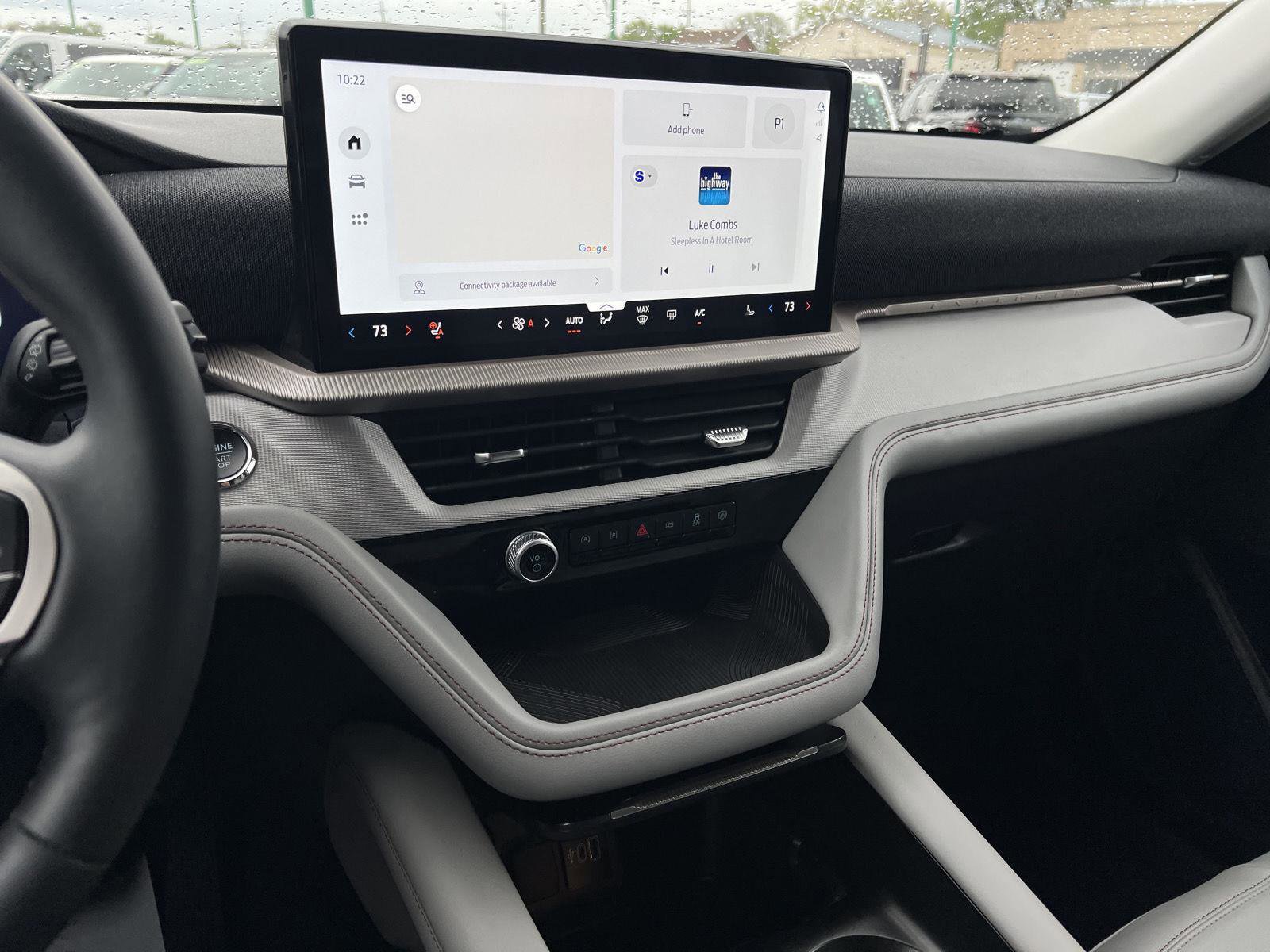 Used 2025 Ford Explorer Active w/ Active Comfort Package AWD/4WD image 23