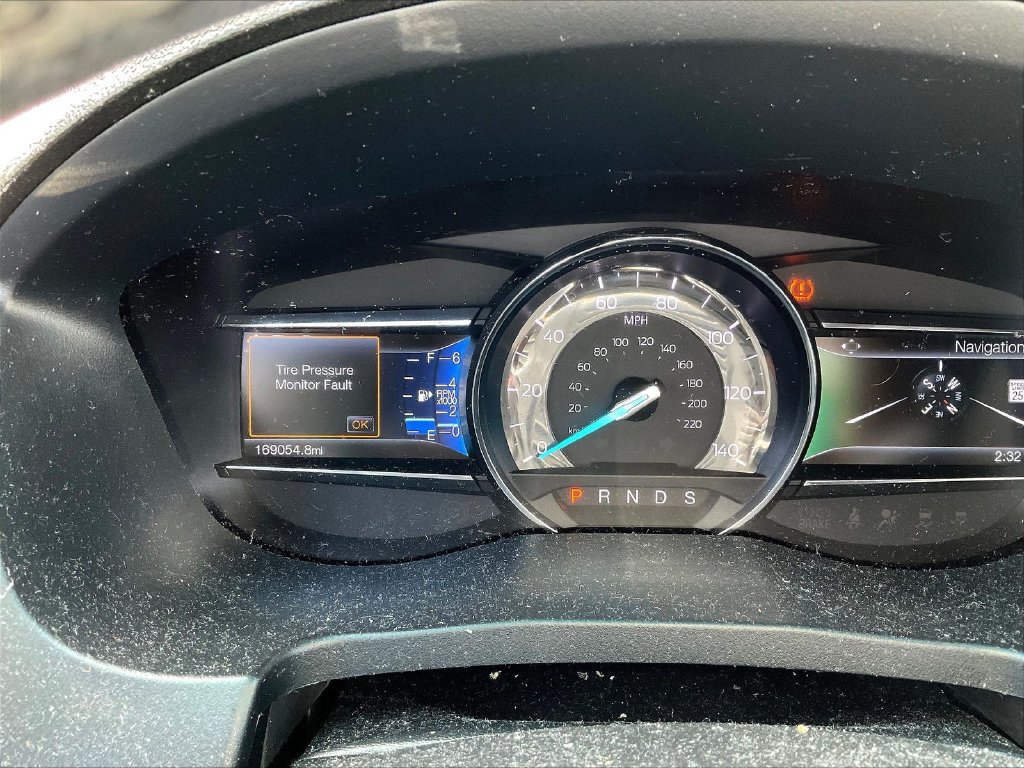Used 2016 Ford Explorer Limited AWD/4WD image 8
