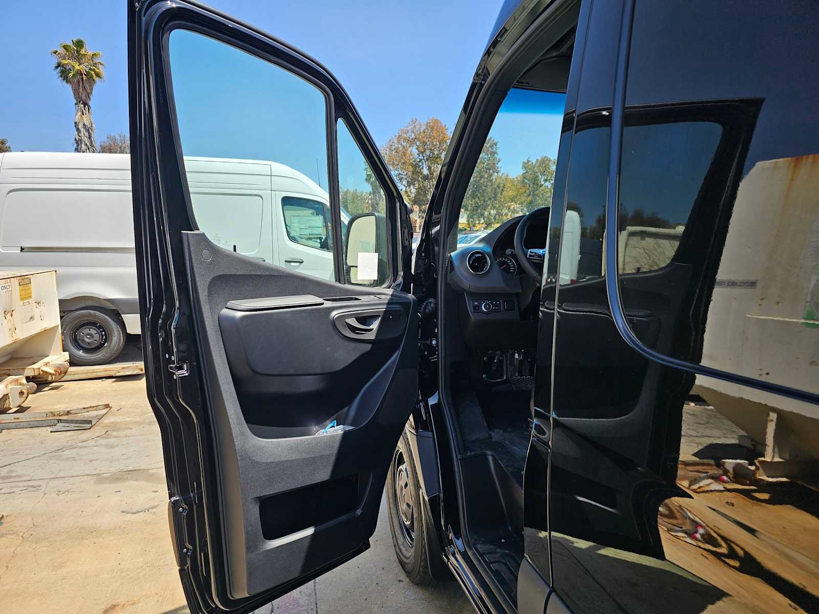 New 2026 Mercedes-Benz Sprinter 2500 image 18