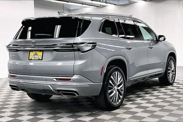 Used 2025 Buick Enclave Avenir w/ Super Cruise Package image 13
