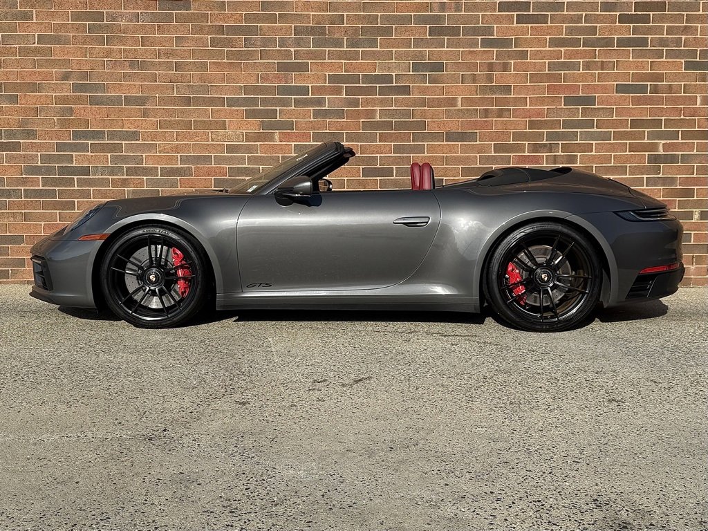 Certified 2022 Porsche 911 Carrera GTS image 2