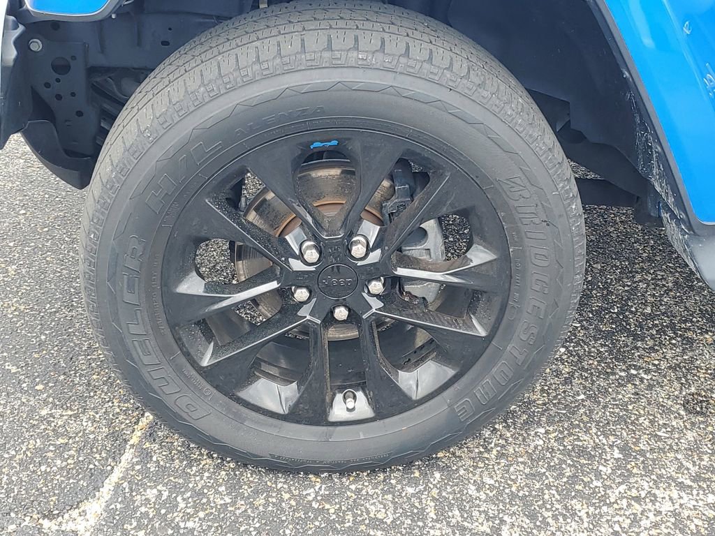 Used 2023 Jeep Wrangler Sahara 4xe w/ Cold Weather Group image 32