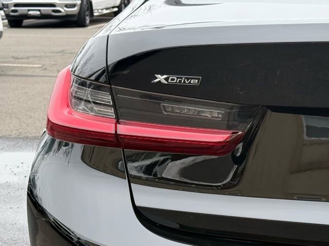 Used 2022 BMW 330i xDrive Sedan w/ Premium Package 2 image 17