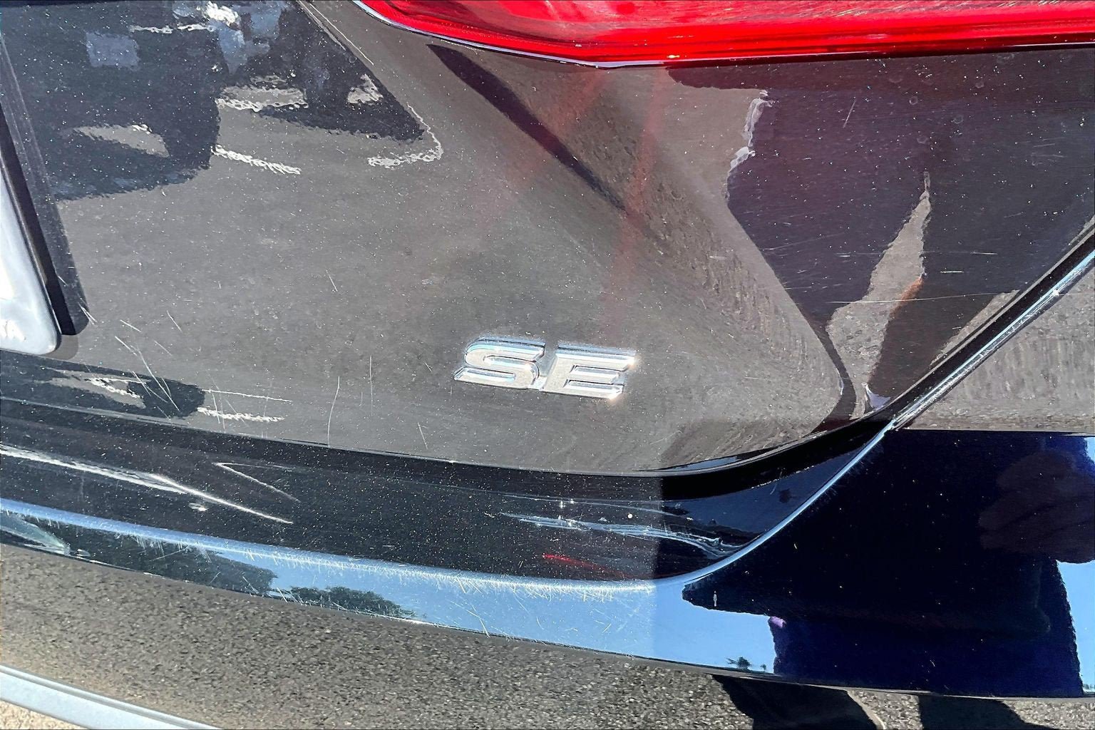 Used 2025 Toyota Camry SE FWD image 8