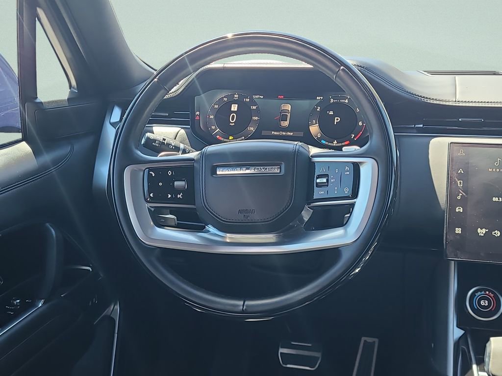 Used 2023 Land Rover Range Rover SE image 12