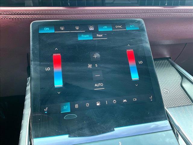 Certified 2026 Cadillac Escalade Luxury AWD/4WD image 24