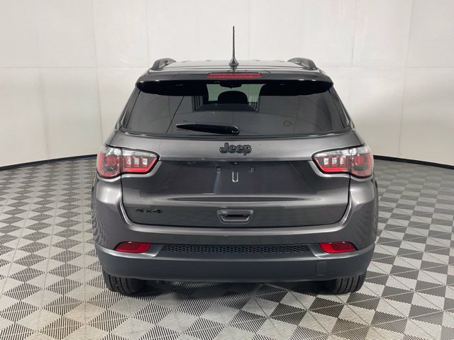 Used 2023 Jeep Compass Latitude AWD/4WD image 5