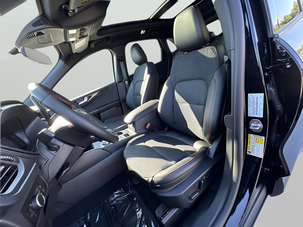 New 2026 Ford Escape ST-Line w/ Tech Pack #1 image 13